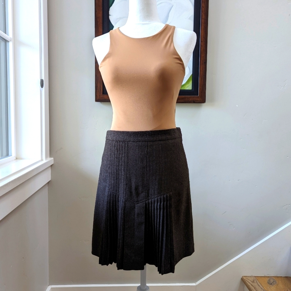 Club Monaco Tweed Pleated Miniskirt, deep brown, size 4